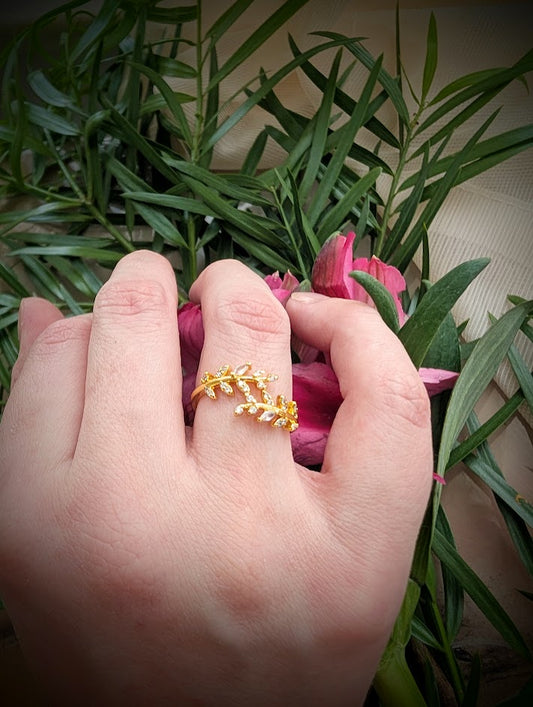 Golden Vine – Dainty Leaf Ring | Solstice Bloom Collection